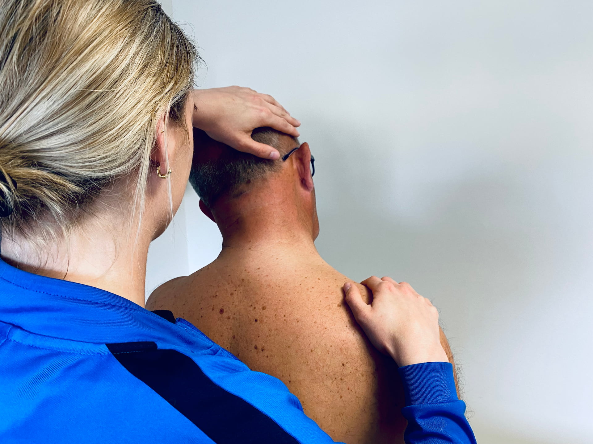 Nek- of hoofdpijn Behandelen Fysiotherapie Groningen Zuidhorn | Fysiopraktijk HealthCentre