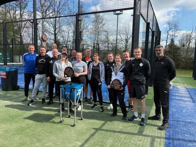 Samen sportief: Padelclinic bij Liberty Padel