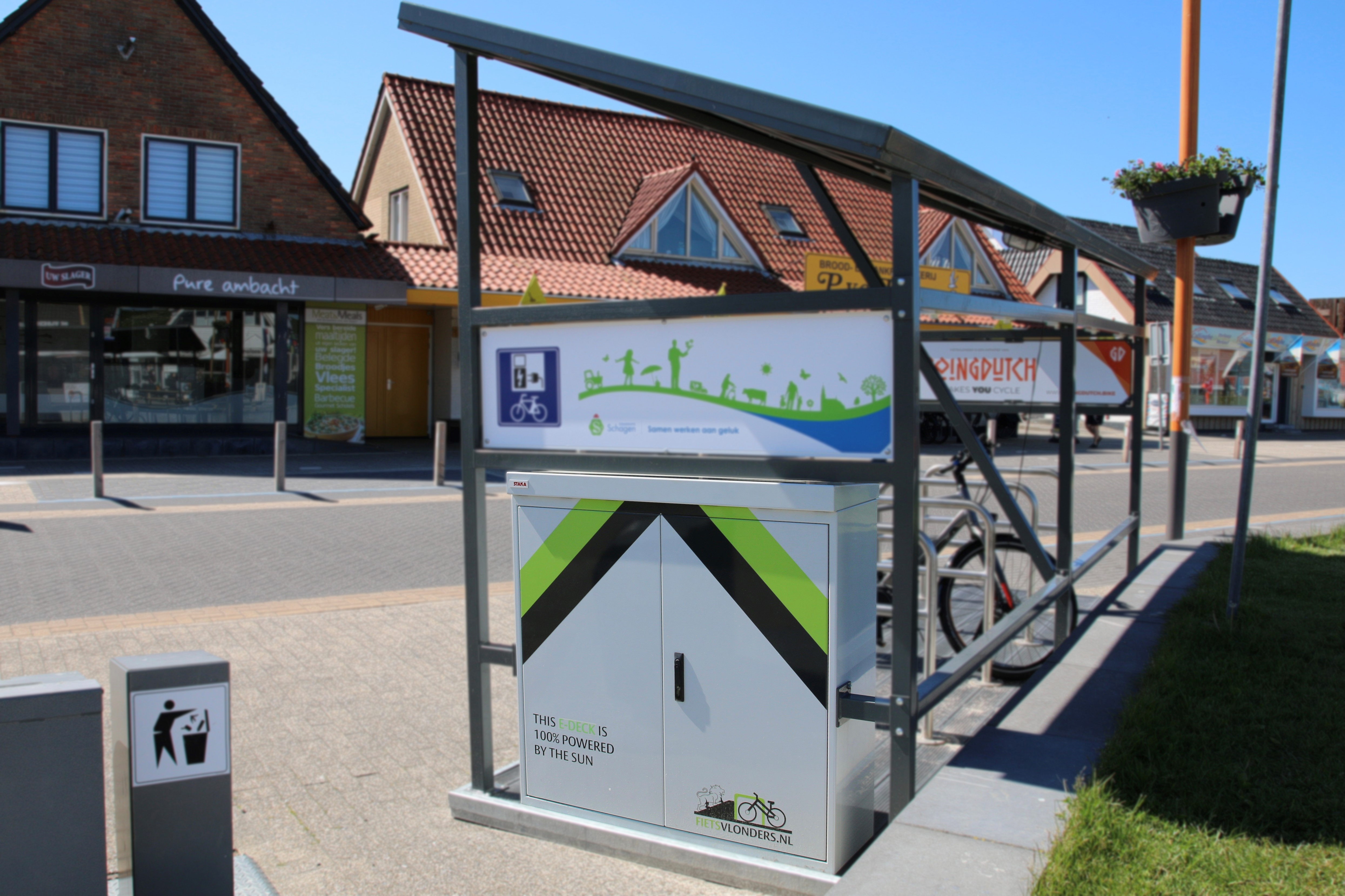 Staka RVS Buitenkast voor het E-Deck van Fietsvlonders.nl