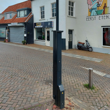 staka_rvs_mini_zuil_oosterhout1.jpg